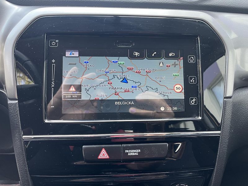 Suzuki Vitara 1,4 BoosterJet Elegance/servis - fotka 28 z 34