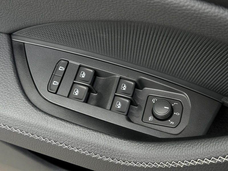Škoda Kodiaq Exclusive 1.5TSi iV 150kW DSG - fotka 15 z 52