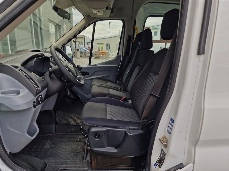Ford Transit 2.0TDCi 96kw L2, 9-míst, ČR - fotka 21 z 39