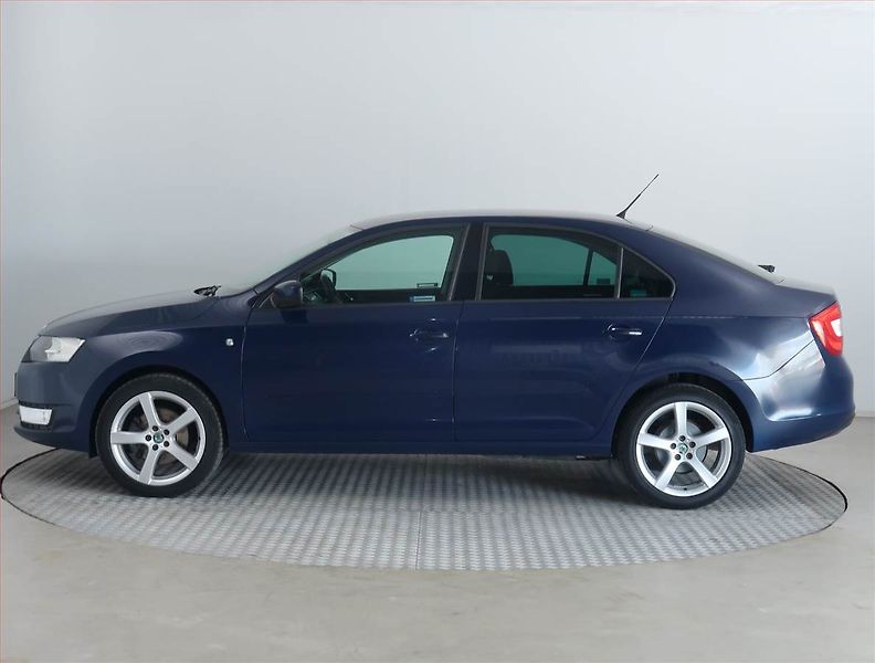Škoda Rapid (2015) Ambition 1.6 TDI, Tempomat - fotka 3 z 17