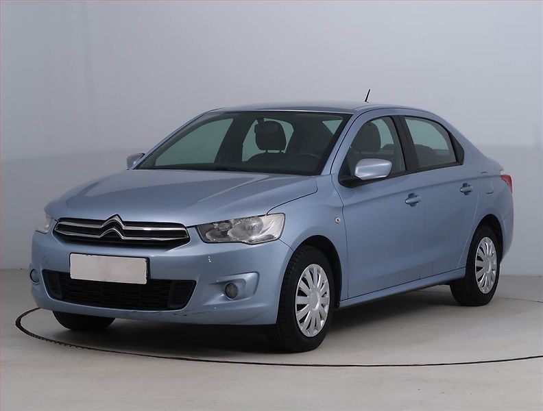 Citroën C-Elysée (2013) 1.2 VTi, pěkný stav - fotka 2 z 14