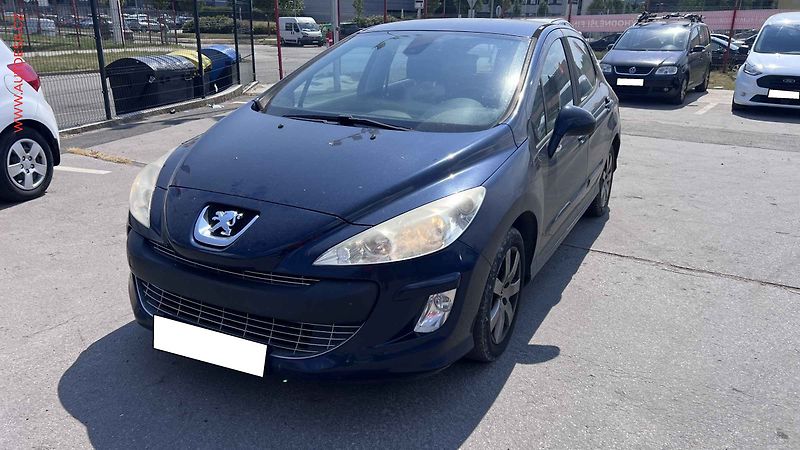 Peugeot 308 (2010) 1.6HDi, ČR, servis.kniha - fotka 1 z 3
