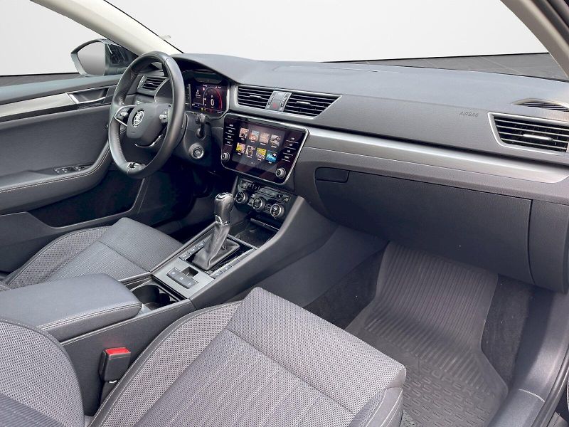 Škoda Superb (2021) 2.0 TDI 147 kW DSG 4x4 Style P - fotka 23 z 35