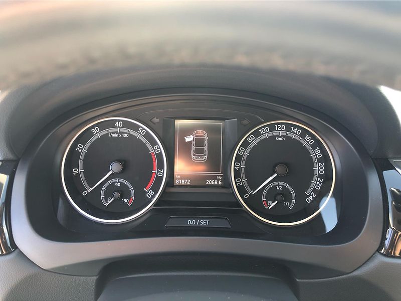 Škoda Rapid 1.4 TSI DSG7°  STYLE - fotka 18 z 29