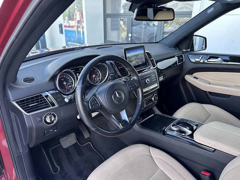 Mercedes-Benz GLS 350d AMG 4MATIC 9G - fotka 13 z 28