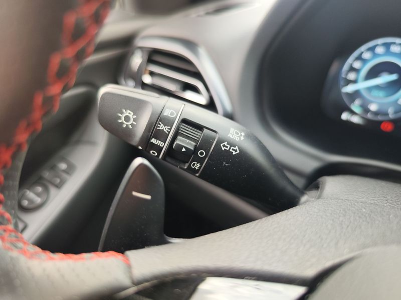 Hyundai i30 1.5 T-GDI/103kW N-Line DCT - fotka 31 z 36