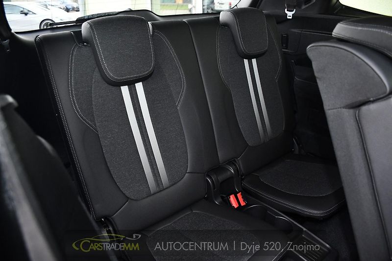 BMW Řada 2 216d GRAND TOURER M-SPORT 1M  - fotka 21 z 53