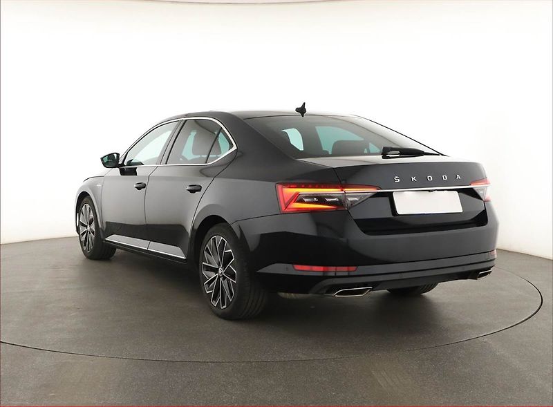 Škoda Superb (2020) Laurin&Klement 2.0 TSI - fotka 4 z 30