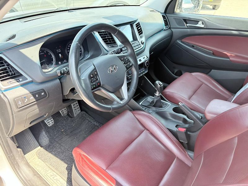 Hyundai Tucson - fotka 8 z 12