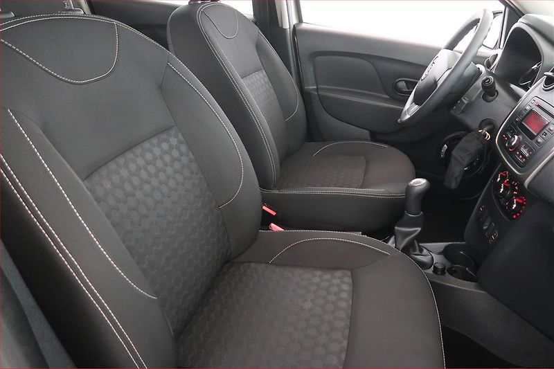 Dacia Sandero (2014) 1.2 16V - fotka 9 z 13