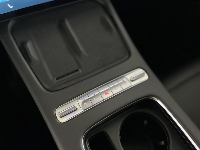 Omoda 7 (2026) 1.6 TGDI PREMIUM - fotka 32 z 32