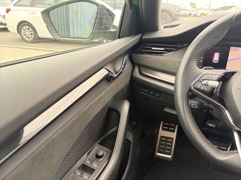 Škoda Octavia (2023) RS 2.0TSI 180kW DSG TAŽNÉ CZ - fotka 11 z 11