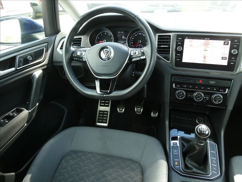 Volkswagen Golf Sportsvan 1,5 TSi 96kW Join,LED,navigace - fotka 25 z 44