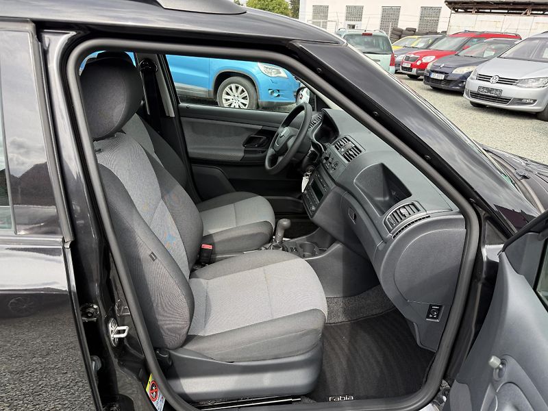Škoda Fabia 1.4i KOMBI KLIMA - fotka 10 z 13