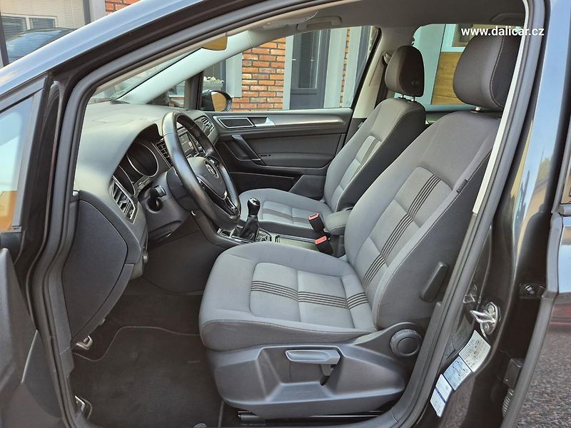 Volkswagen Golf Sportsvan (2016) 1.4TSi 92KW Comf.Line ALLSTAR - fotka 31 z 57