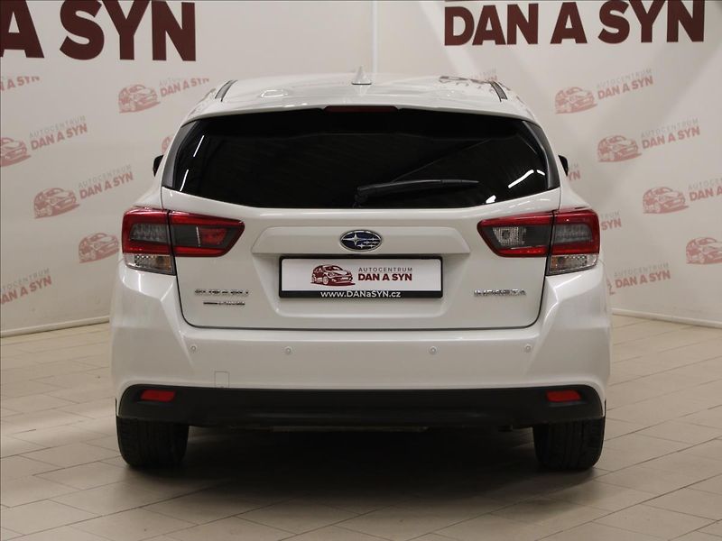 Subaru Impreza 1,6 AWD Automat Exclusive - fotka 5 z 35