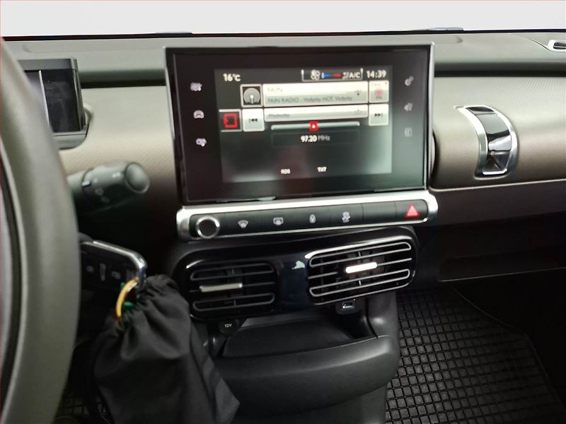 Citroën C4 Cactus (2015) 1.2 PureTech, Tempomat - fotka 12 z 15
