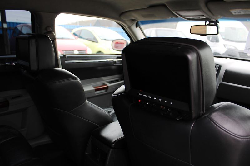 Chrysler 300C (2006) 3,0CRD KŮŽE XENON NAVI ALU 22 - fotka 16 z 19