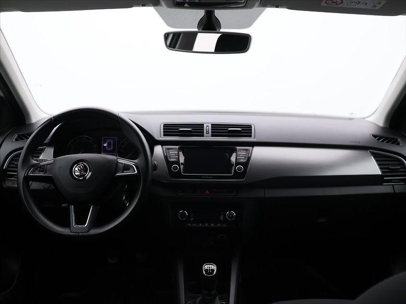 Škoda Fabia 1,0 TSI Style CZ - fotka 21 z 28