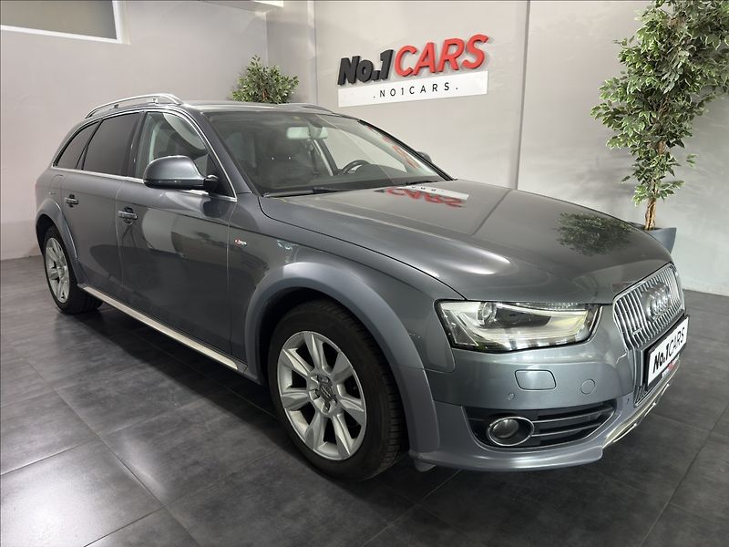Audi A4 Allroad 3,0   TDI AT 180KW B&O BI-XEN - fotka 2 z 32