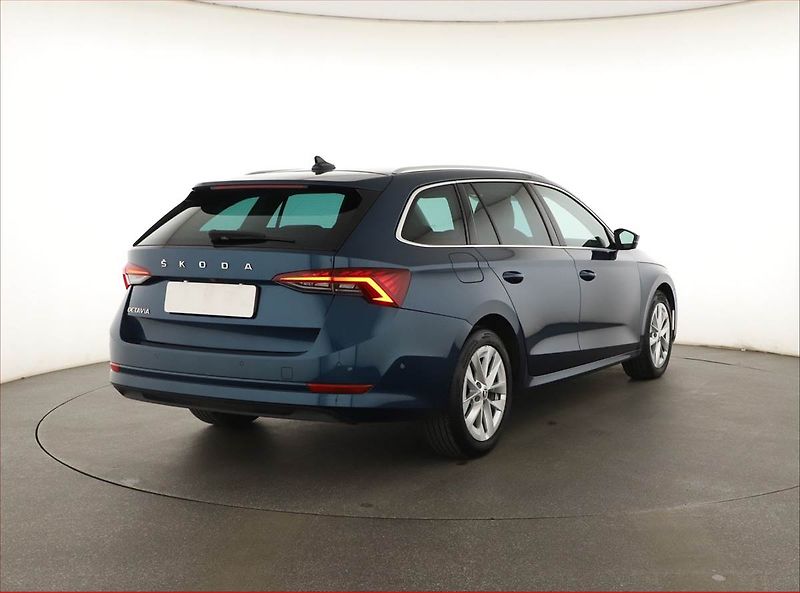 Škoda Octavia (2020) Style Plus 2.0 TDI, Automat - fotka 5 z 20