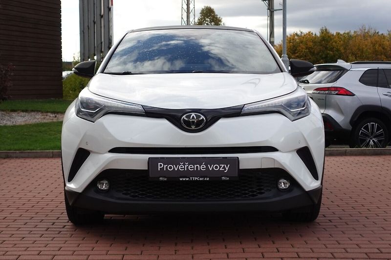 Toyota C-HR 1.2 Turbo 6M/T Executive Comfo - fotka 2 z 33