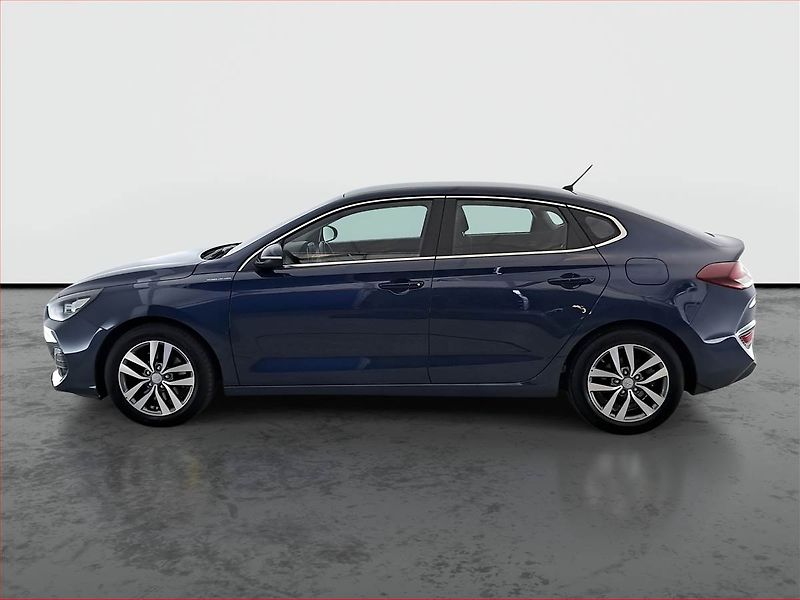 Hyundai i30 (2018) 1.4 T-GDI, Serv.kniha - fotka 3 z 18