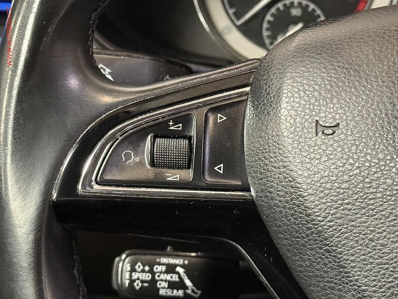 Škoda Superb (2015) 2.0 TDi 4x4, ČR, L&K, DSG - fotka 16 z 23