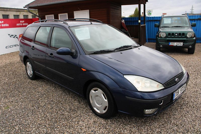 Ford Focus (2003) 2,0i 16V KLIMA ELOKNA VYH.SKLO - fotka 1 z 15