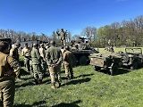 Přehlídka amerických vojenských vozů v Bezděkově.