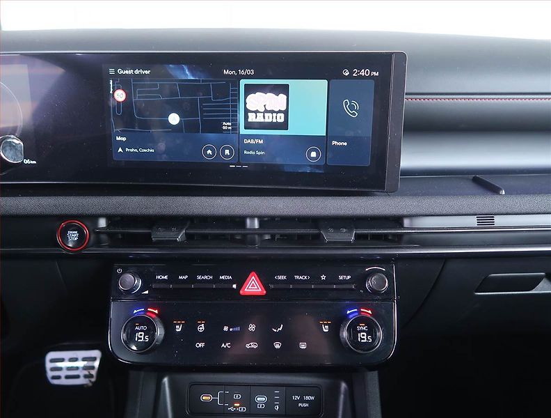 Hyundai Tucson (2025) 1.6 T-GDI, N- Line, Navigace - fotka 12 z 16