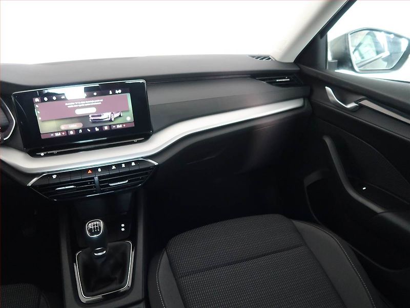 Škoda Octavia (2024) Selection 2.0 TDI - fotka 8 z 13