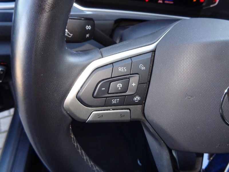 Volkswagen T-Roc 1.5 TSI Style  110 kW - fotka 13 z 29