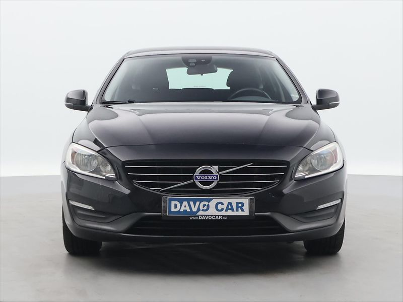 Volvo V60 1,6 D2 84kW Kinetic - fotka 2 z 33