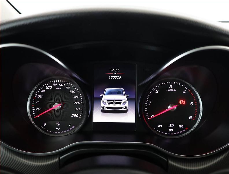 Mercedes-Benz Třídy V (2018) 250 d 4MATIC, DPH - fotka 8 z 19