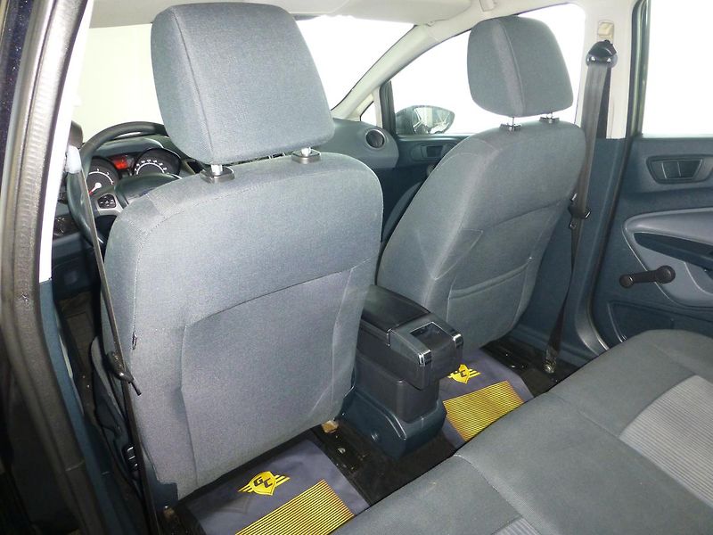 Ford Fiesta (2010) 1,25i**KLIMATIZACE**ALU* - fotka 12 z 19