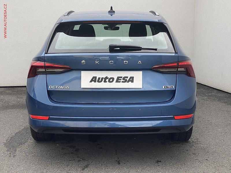 Škoda Octavia (2021) 1.0TSi, ČR, DSG, LED - fotka 5 z 16