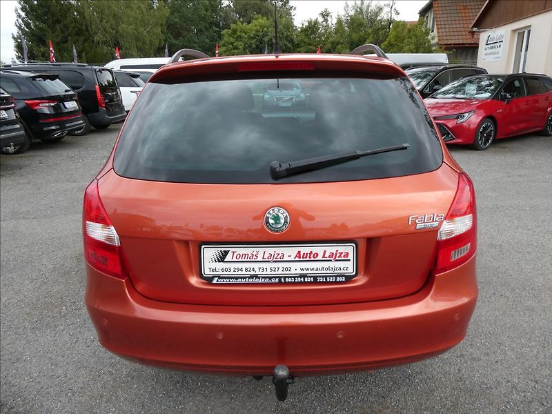 Škoda Fabia 1,4 i16V 1.MAJITEL,závěs,2xkol - fotka 8 z 48