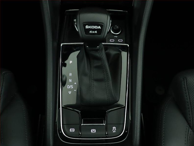 Škoda Kodiaq (2023) Laurin&Klement 2.0 TDI - fotka 13 z 19