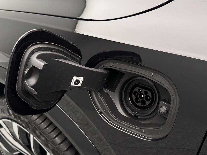 Volvo XC90 (2026) T8 AWD RECHARGE BRIGHT PLUS 7m - fotka 23 z 25