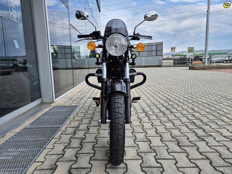 Benelli Imperiale 400 (2020) - fotka 9 z 20