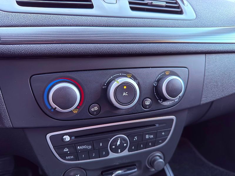Renault Mégane 1.6 16V, ČR, 1.Maj - fotka 18 z 21