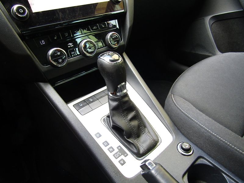 Škoda Octavia (2019) 1.5 TSI 110kW DSG - fotka 34 z 40