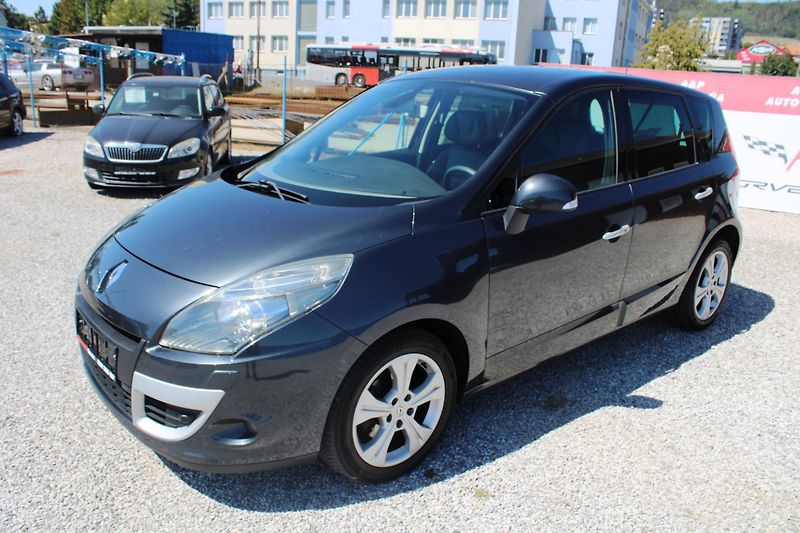 Renault Scénic (2010) 2,0i AUTOMAT NAVI KŮŽE XENON - fotka 3 z 16