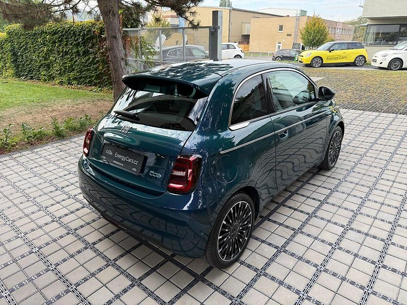 Fiat 500 LaPrima 42kWh JBL - fotka 32 z 34