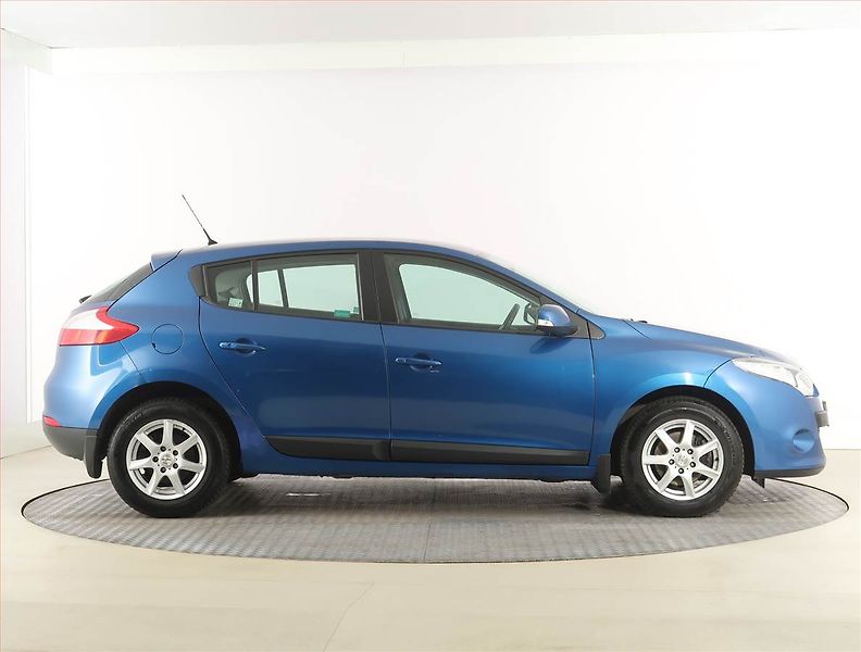 Renault Mégane (2011) 1.6 16V, ČR,1.maj, nová STK - fotka 6 z 17