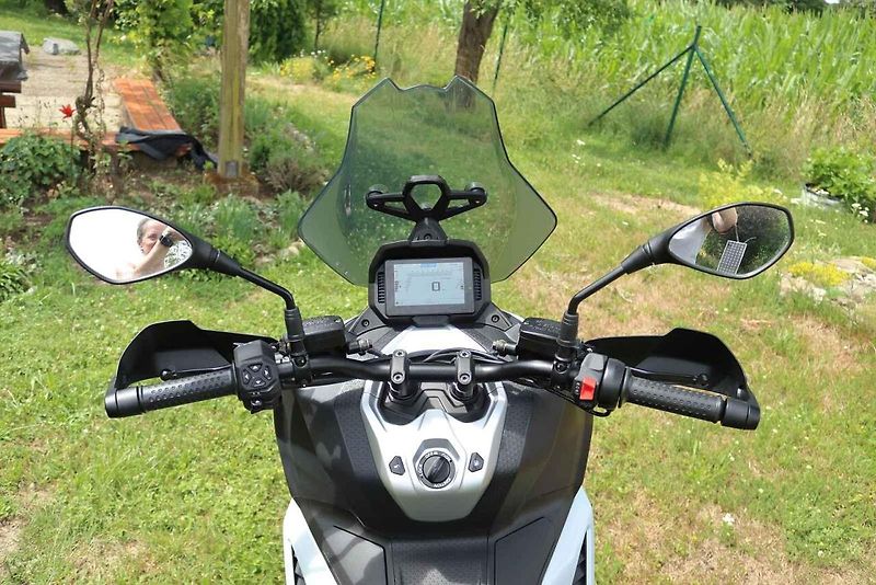 Aprilia SR GT400 se pokusí navázat na úspěch stopětadvacítky. Všechno nasvědčuje tomu, že se jí to podaří.