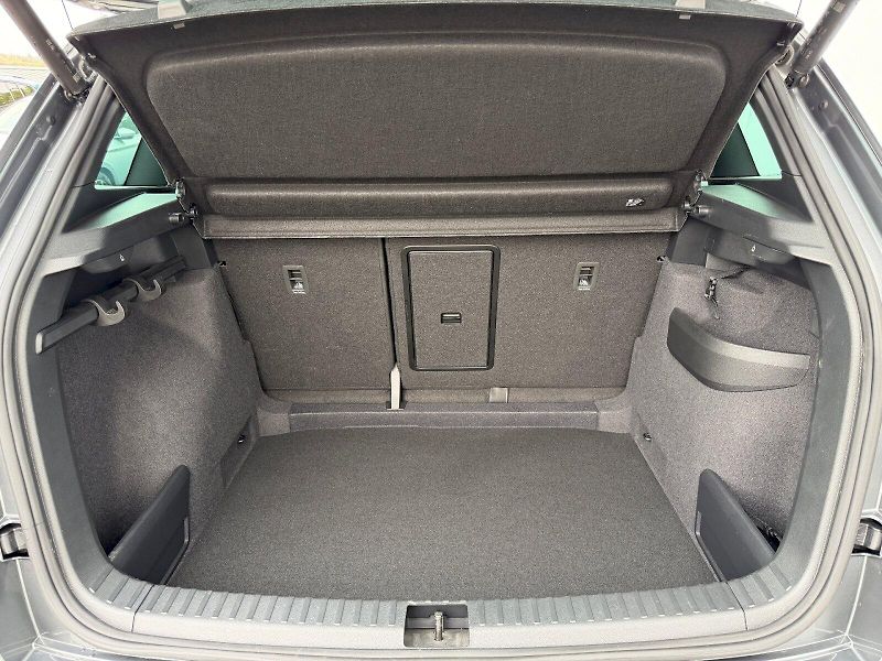 Škoda Karoq (2025) 1.5 TSI 110KW DSG SportLine - fotka 32 z 35
