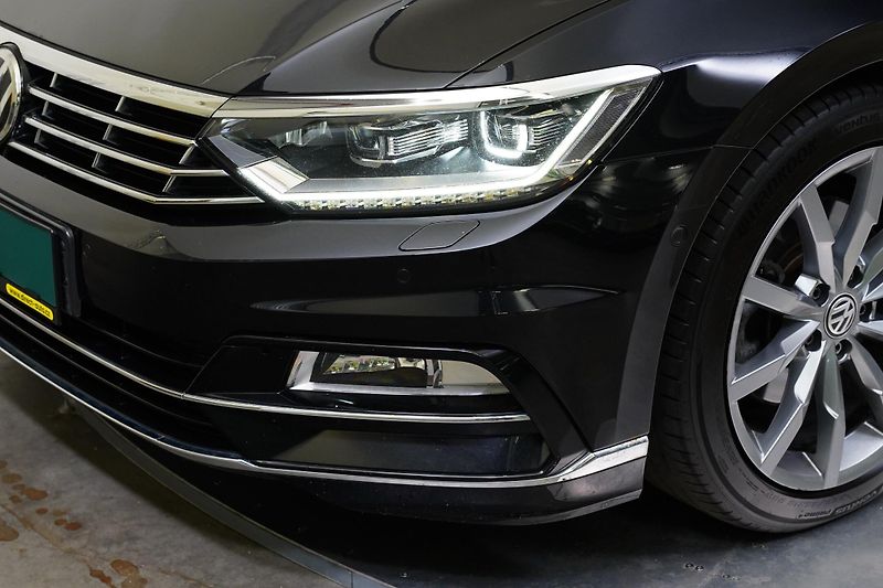 Volkswagen Passat - fotka 9 z 26