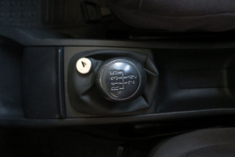 Škoda Fabia (2005) 1,2 47 kW Klima ČR STK do 7/28 - fotka 15 z 33
